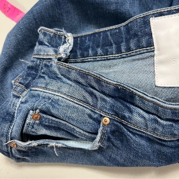 Mother The Dazzler Shift Your Treat or Mine? Distressed Jeans - Picture 5 of 16